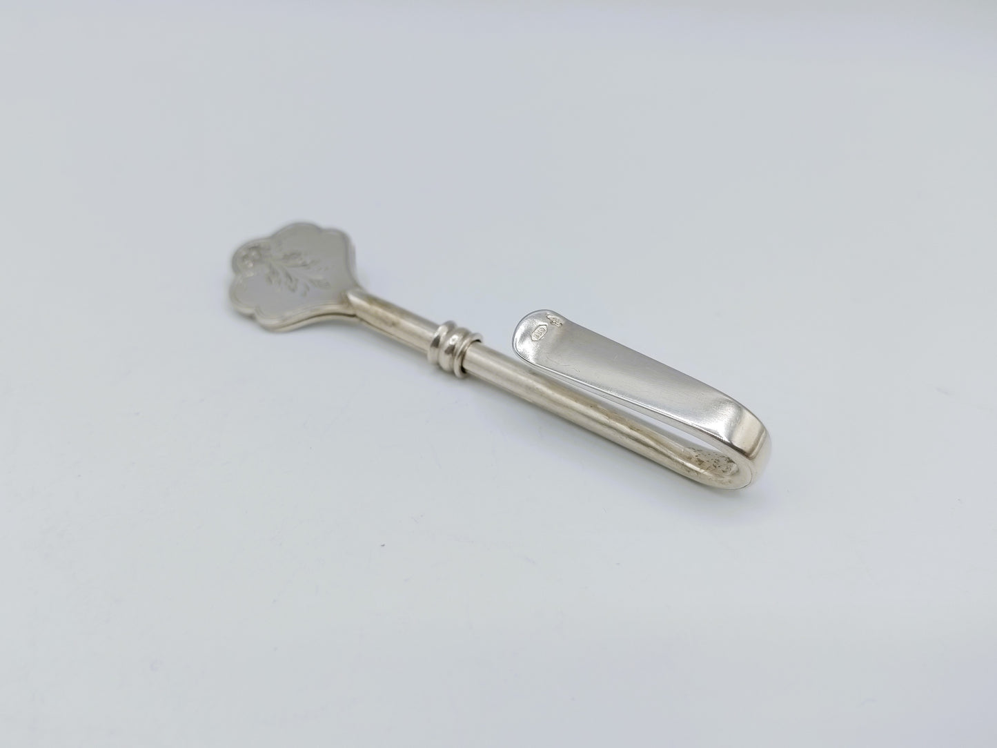 Silver napkin clip, D.H. Greup, Voorburg, c. 1920