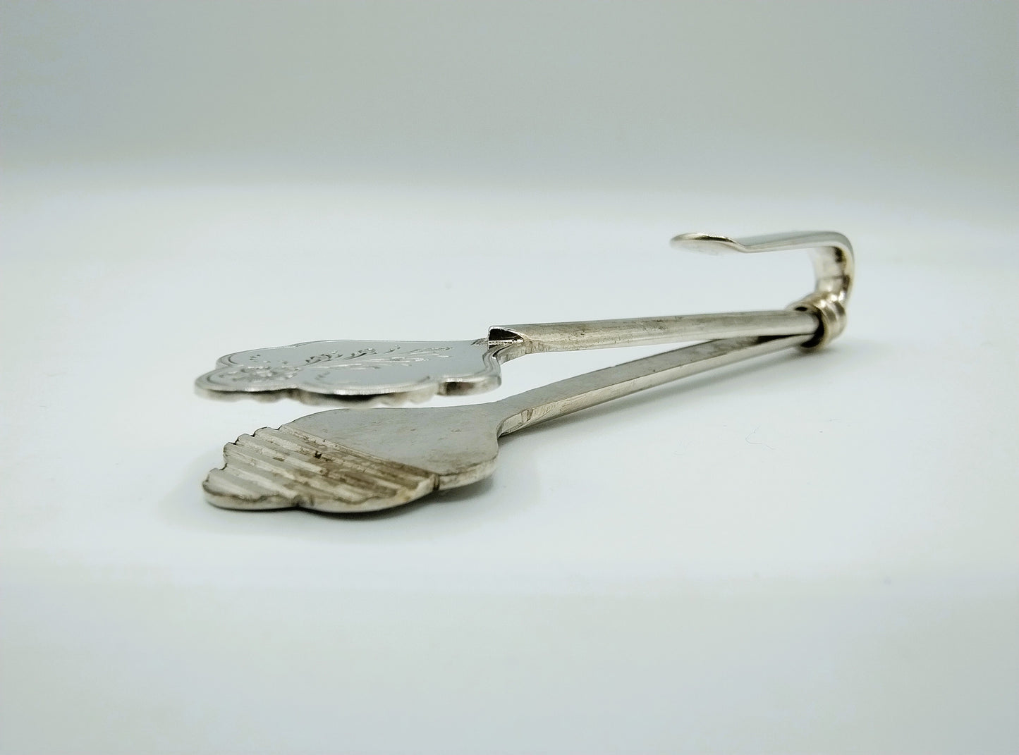 Silver napkin clip, D.H. Greup, Voorburg, c. 1920