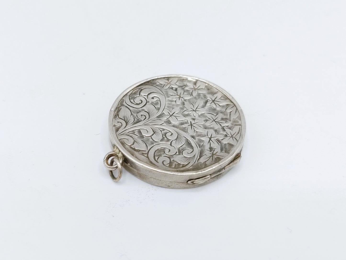 Silver locket pendant A.E. Jenkins, Birmingham, 1905