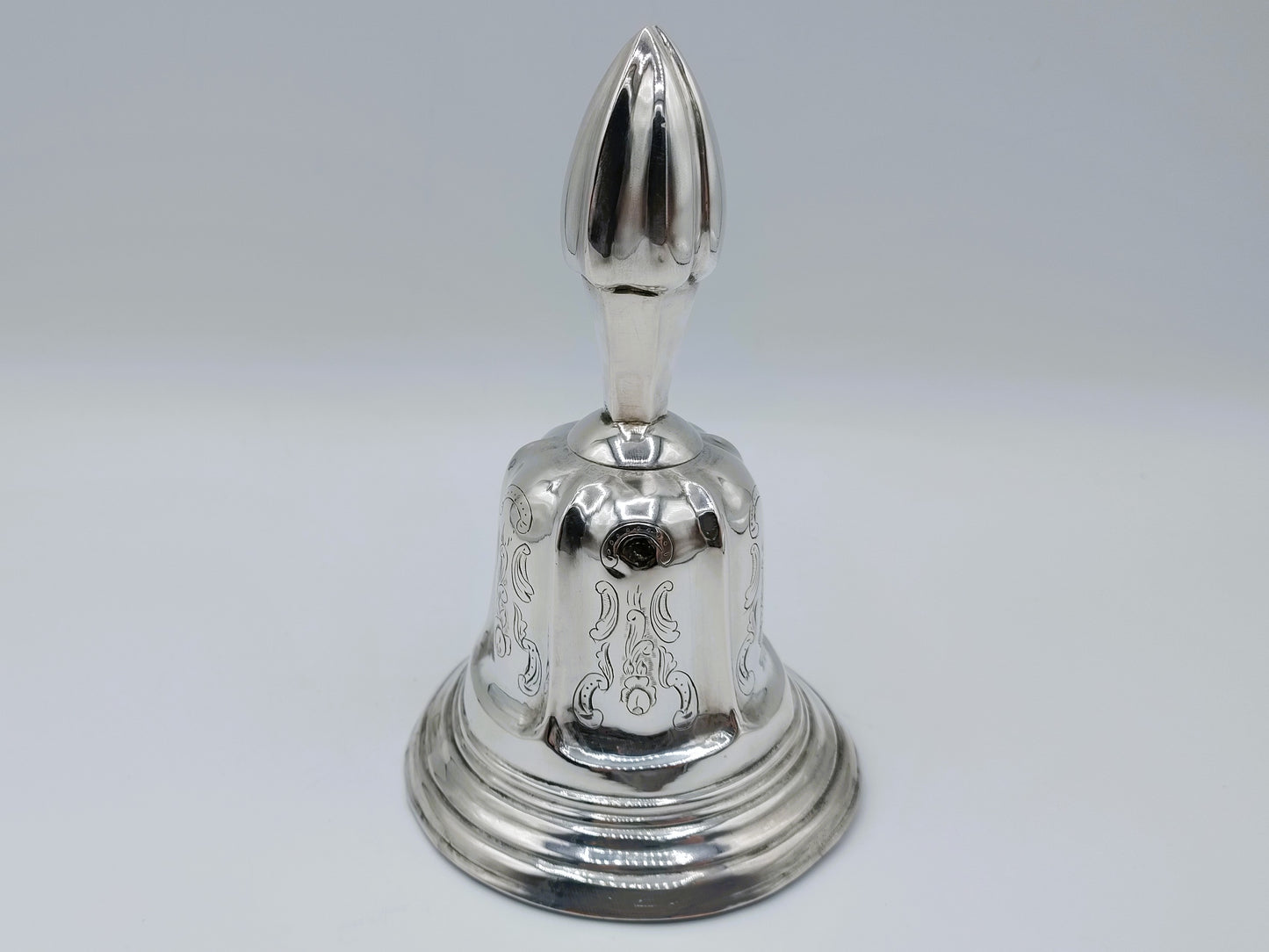 Silberne Tischglocke, J. Held, Amsterdam, ca. 1870