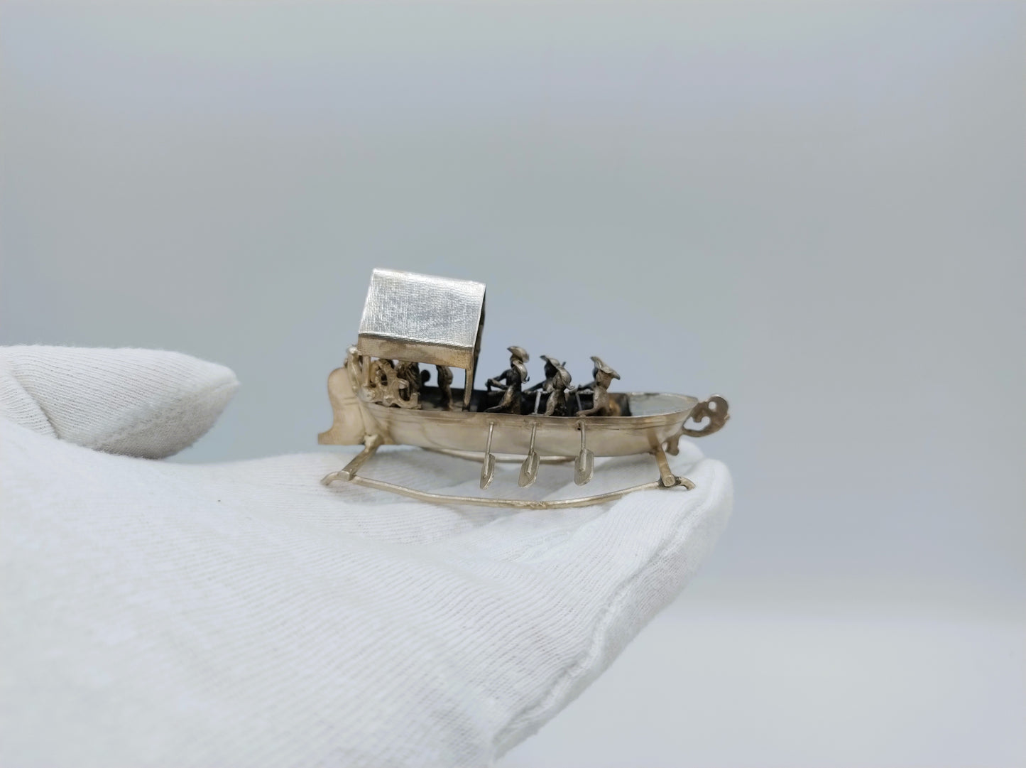 Zilveren miniatuur roeiboot, Gebr. van Straten, Hoorn, ca. 1890