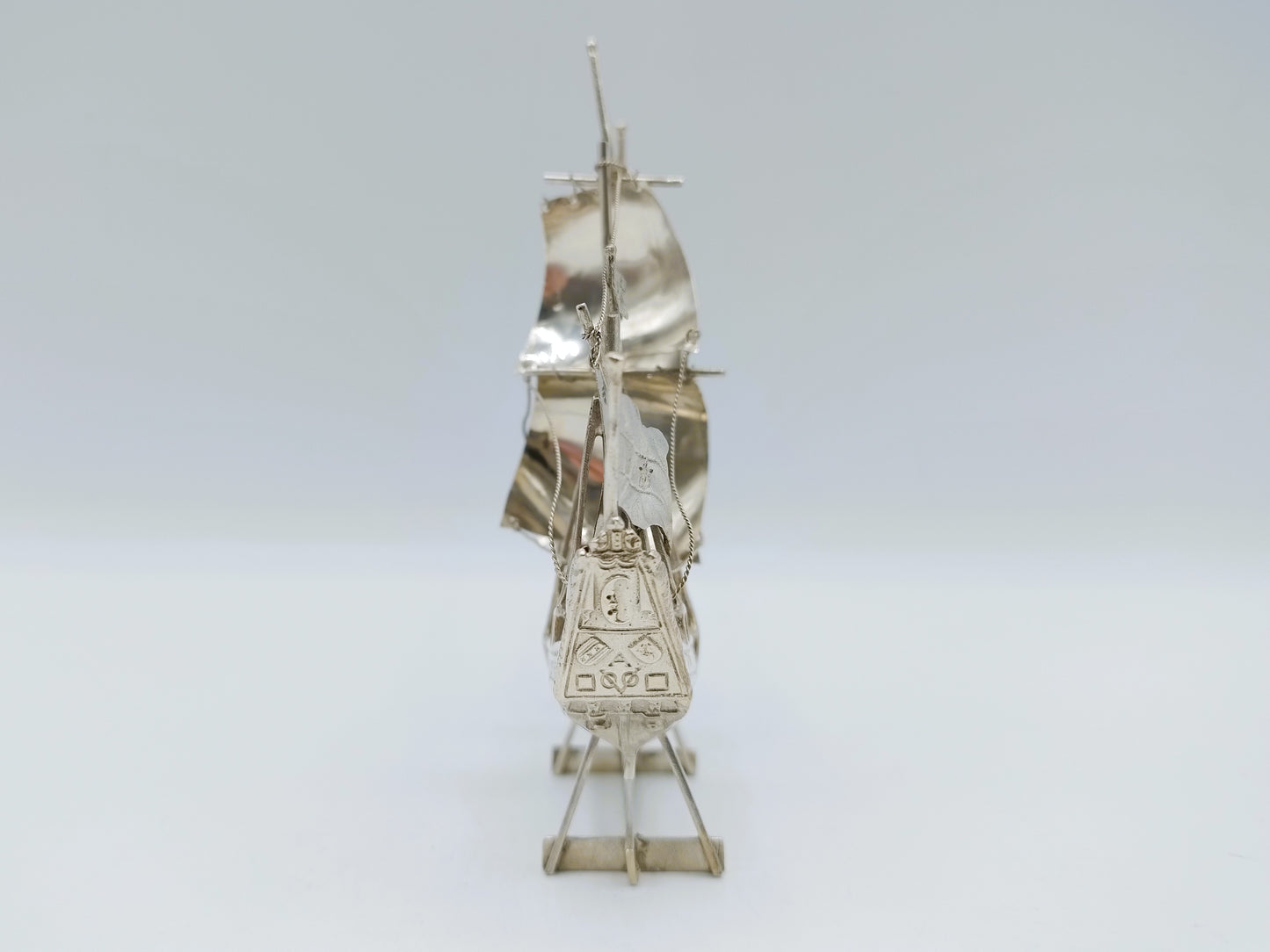 Zilveren miniatuur VOC schip 'de halve Maen', Zaanlandse Zilversmederij, 1926
