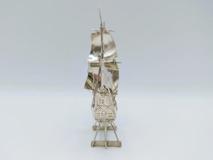 Zilveren miniatuur VOC schip 'de halve Maen', Zaanlandse Zilversmederij, 1926