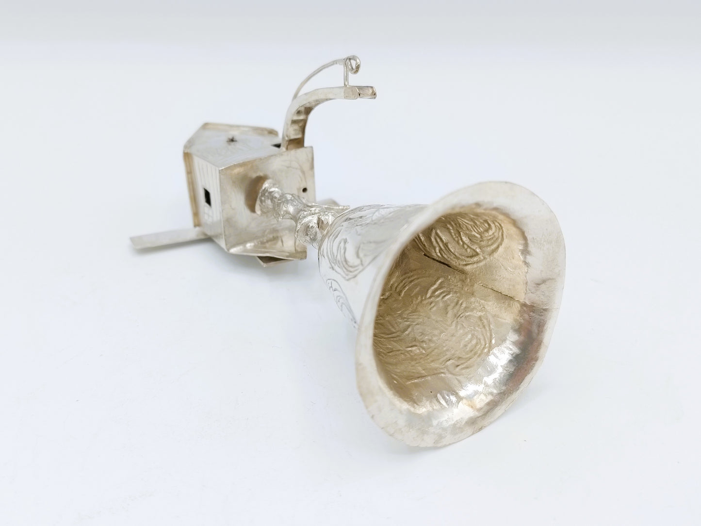 Zilveren miniatuur molenbeker, Alkmaar, 1911