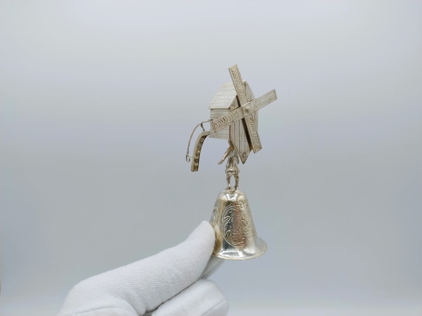 Zilveren miniatuur molenbeker, Alkmaar, 1911