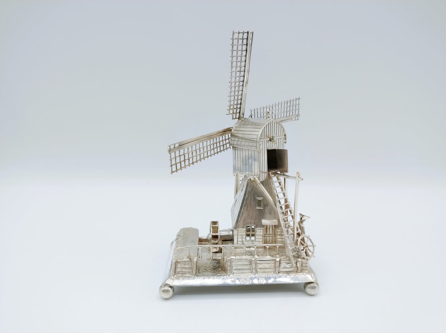 Zilveren miniatuur molen, J. van Straten & Co,  Hoorn, 1910