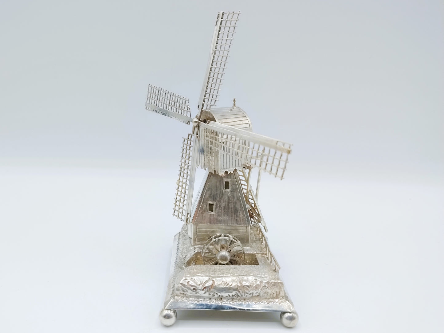 Zilveren miniatuur molen, J. van Straten & Co,  Hoorn, 1910