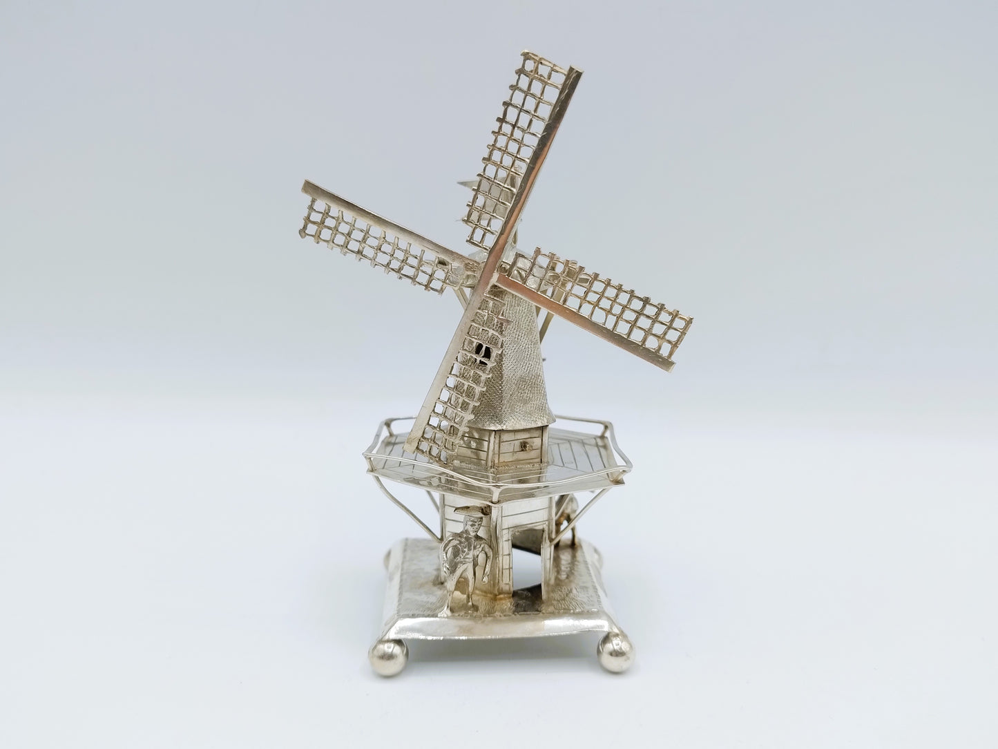 Zilveren miniatuur molen, J. van Straten,  Hoorn, 1900