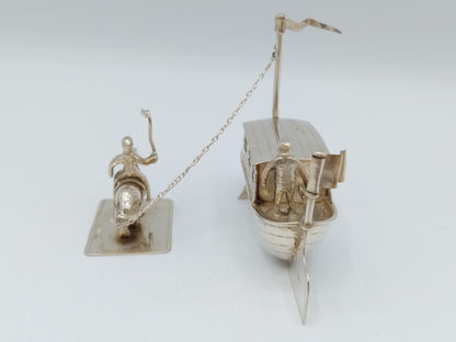 Zilveren miniatuur trekschuit met paard, B. Verhoogt, Hoorn, ca. 1930