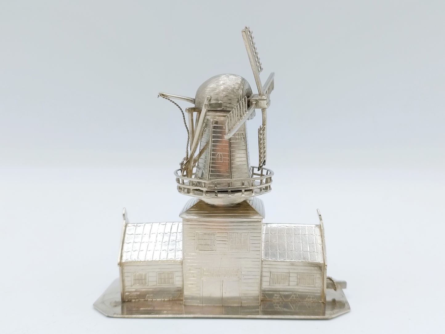 Zilveren miniatuur zaagmolen, J. Held, Amsterdam, 1882