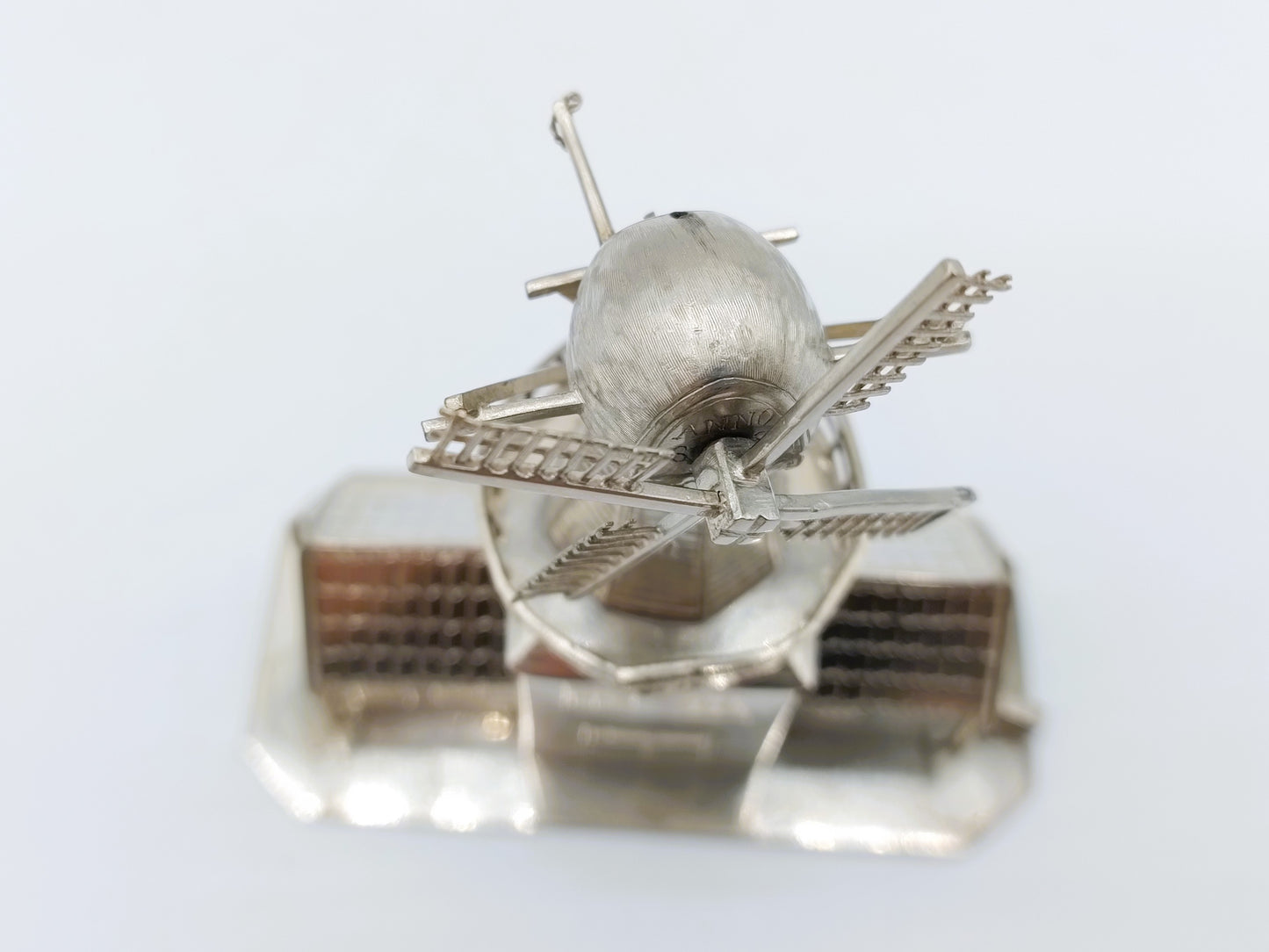 Zilveren miniatuur zaagmolen, J. Held, Amsterdam, 1882