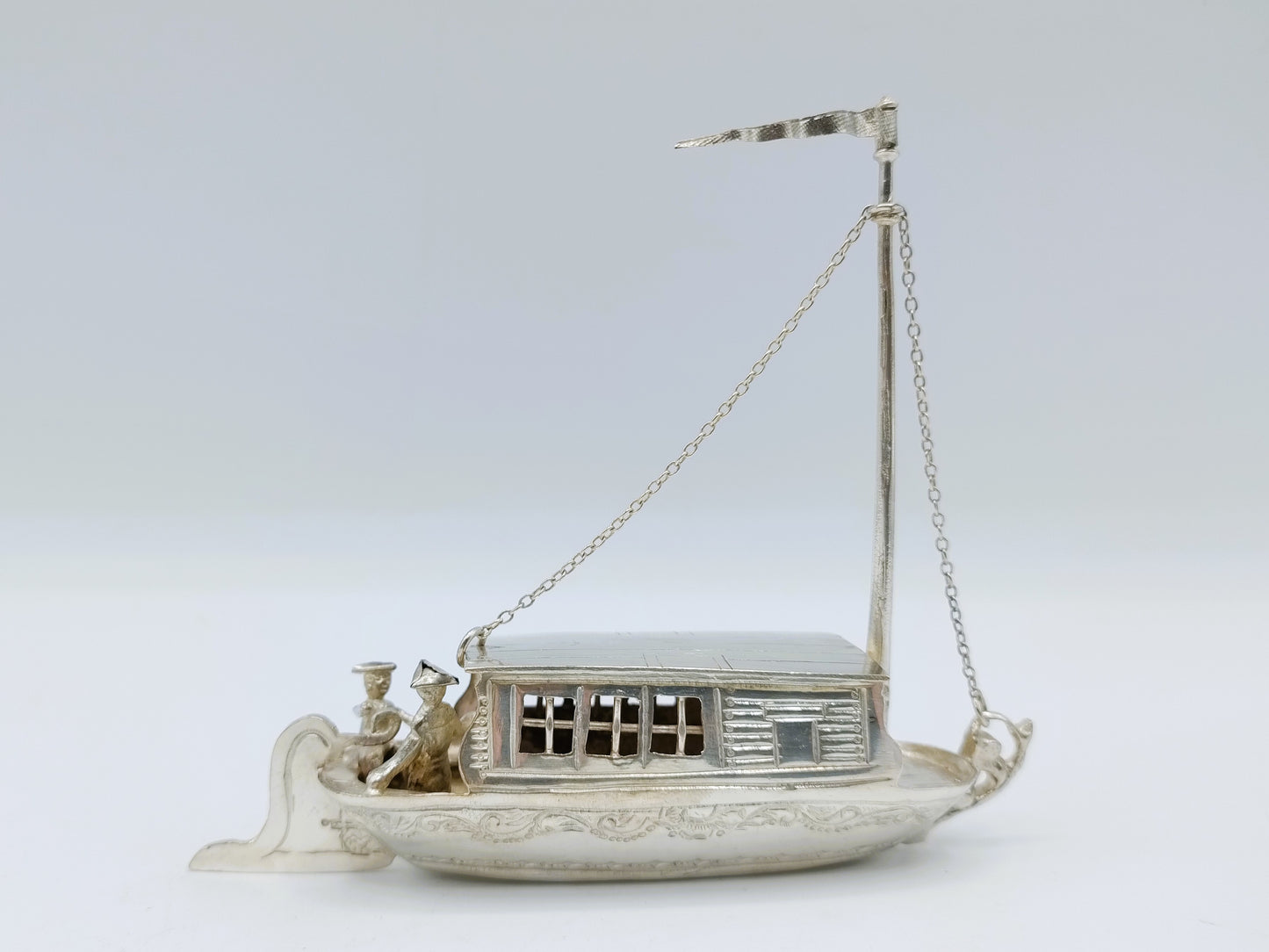 Zilveren miniatuur trekschuit, J. van Straten & Co,  Hoorn, 1894