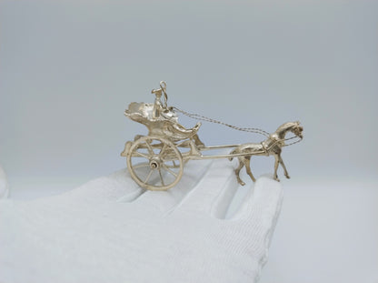 Zilveren miniatuur koets met paard, 19e eeuws