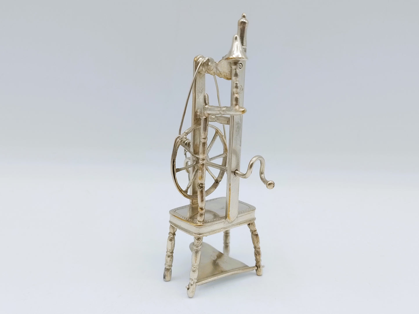 Zilveren miniatuur spinnewiel, 19e eeuws