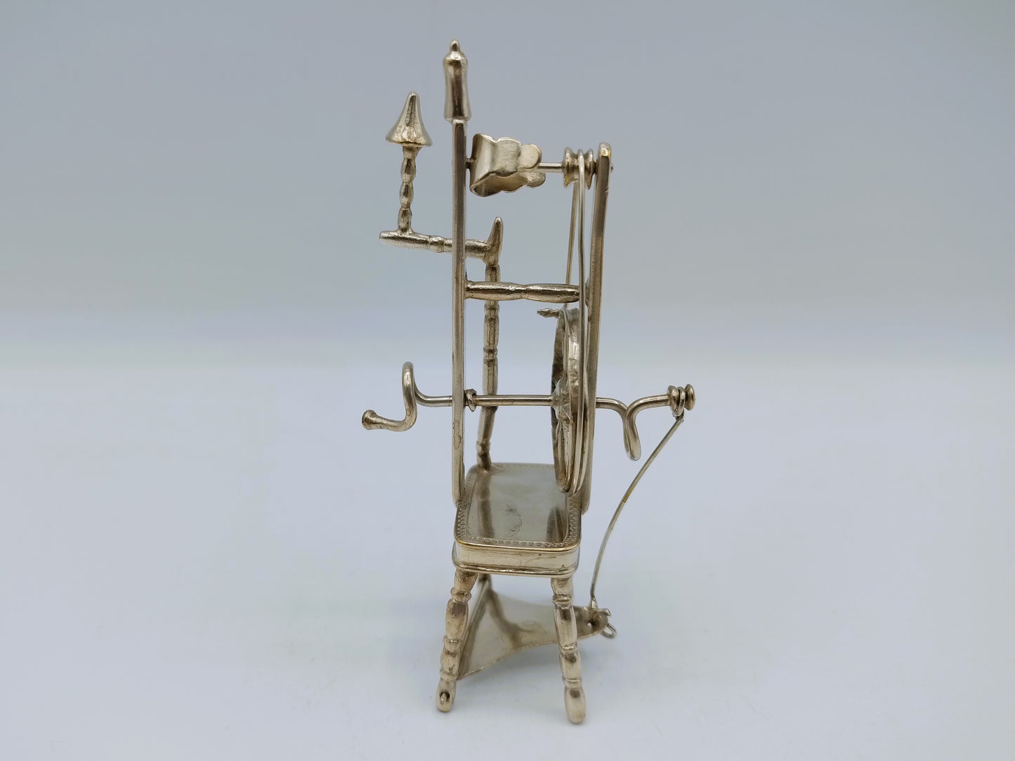 Zilveren miniatuur spinnewiel, 19e eeuws