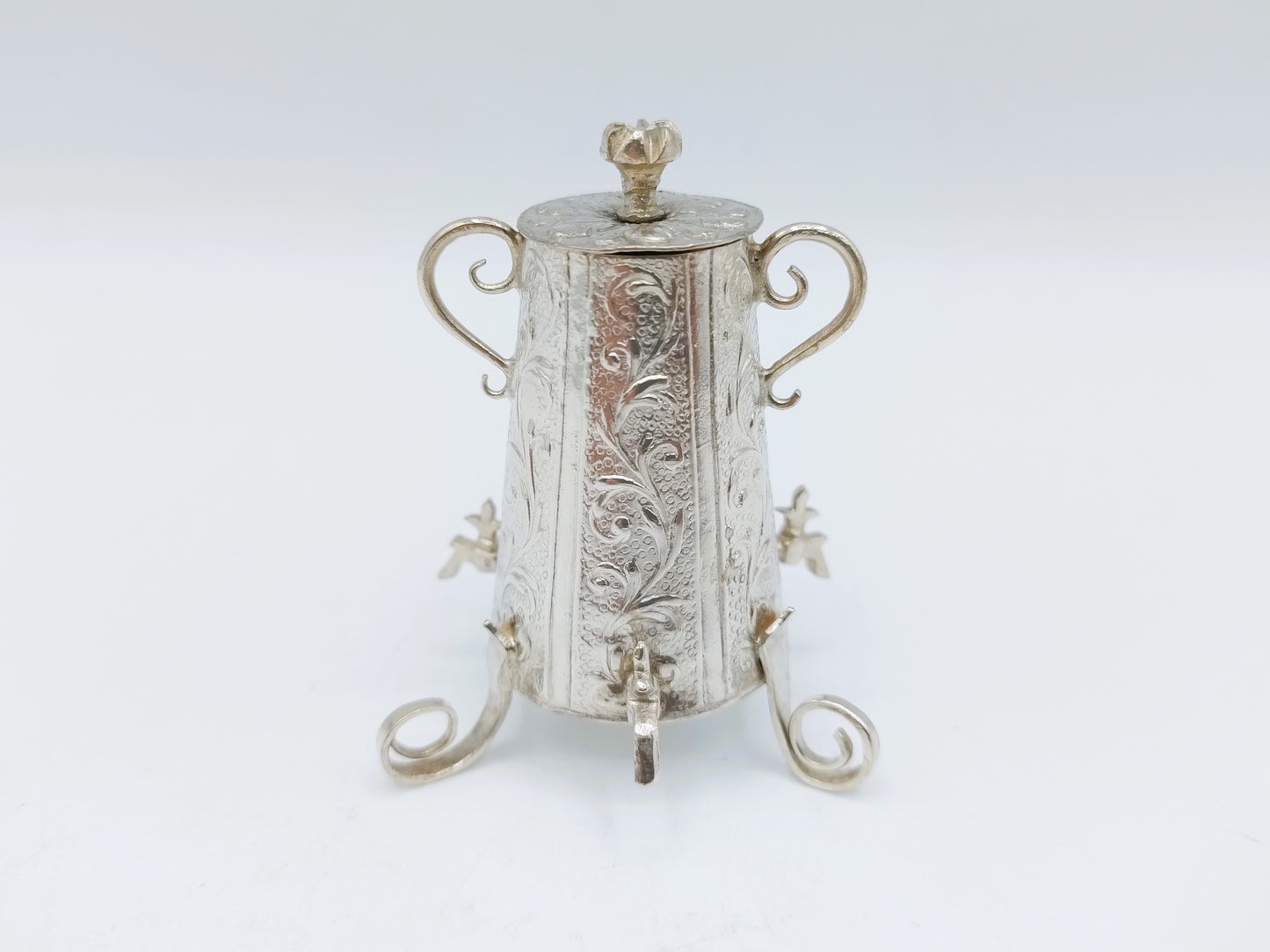 Zilveren miniatuur koffiekan,  H. Hooijkaas, Schoonhoven, ca. 1910