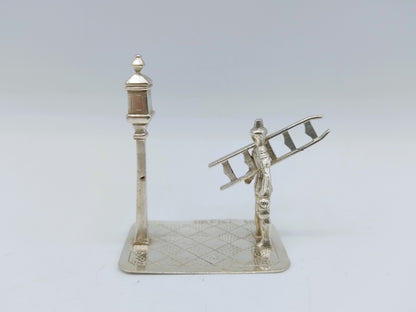 Zilveren miniatuur lantaarn opsteker, D.N. Bridge, Londen, 1889