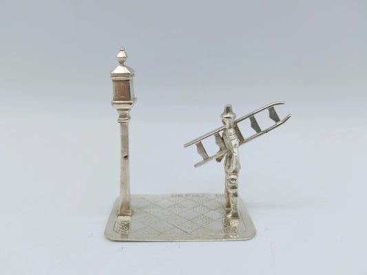 Zilveren miniatuur lantaarn opsteker, D.N. Bridge, Londen, 1889