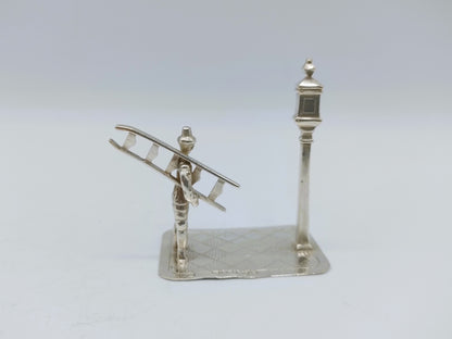 Zilveren miniatuur lantaarn opsteker, D.N. Bridge, Londen, 1889