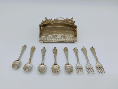 Zilveren miniatuur bestekdoos met lepels en vorken, Alkmaar,  1906