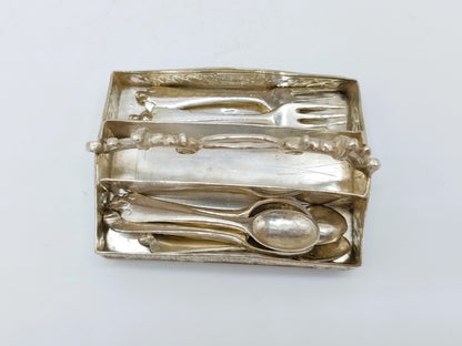 Zilveren miniatuur bestekdoos met lepels en vorken, Alkmaar,  1906