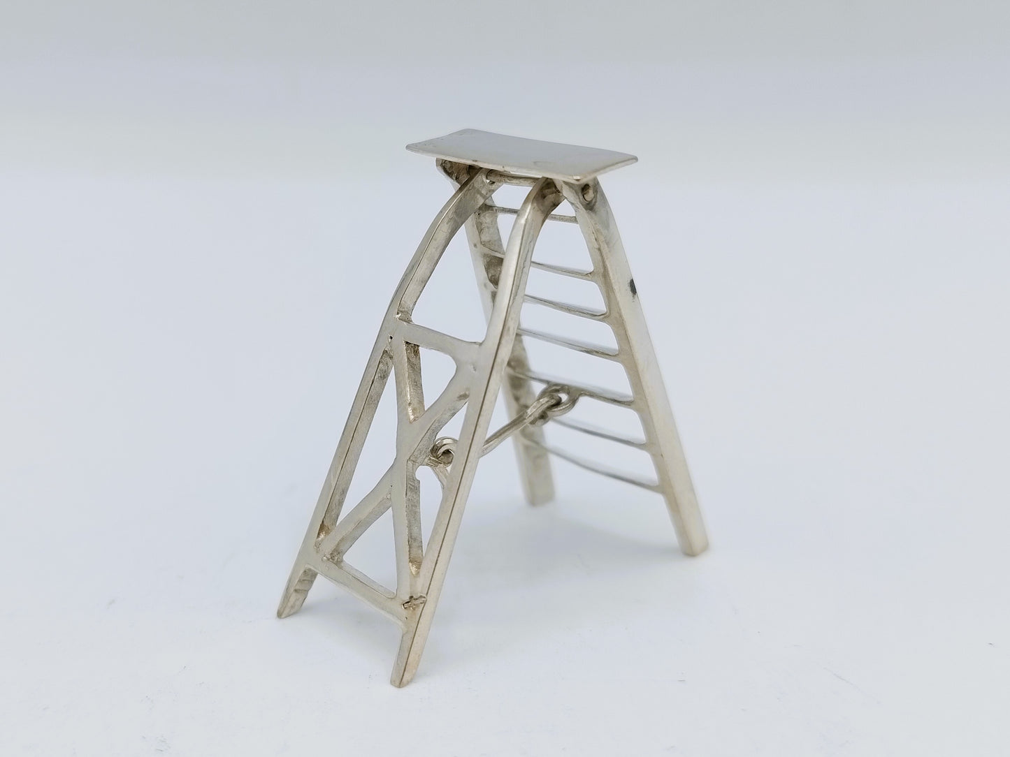 Zilveren miniatuur huishoud trap, 19e eeuws