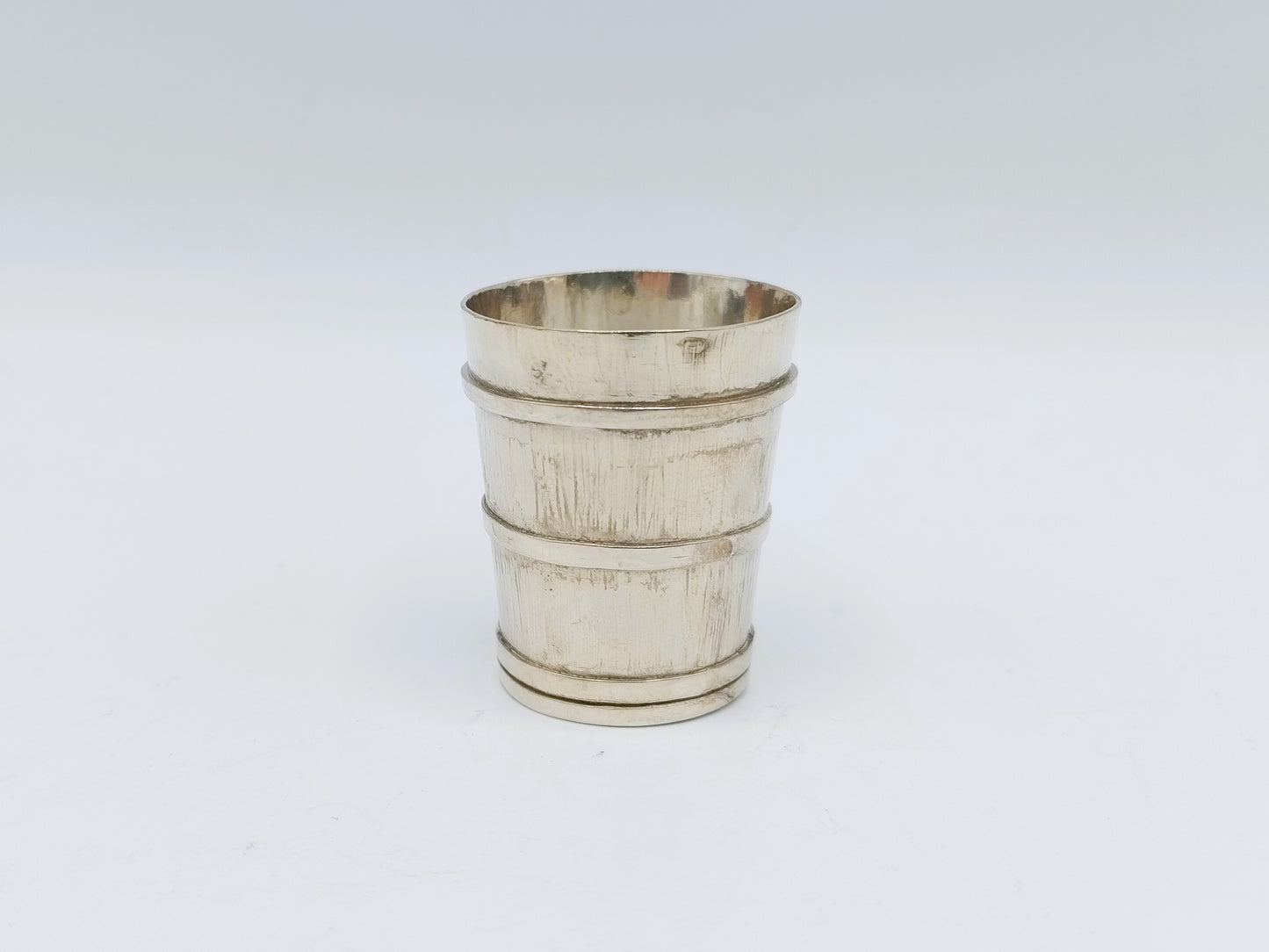 Zilveren miniatuur melkemmer, 20e eeuws