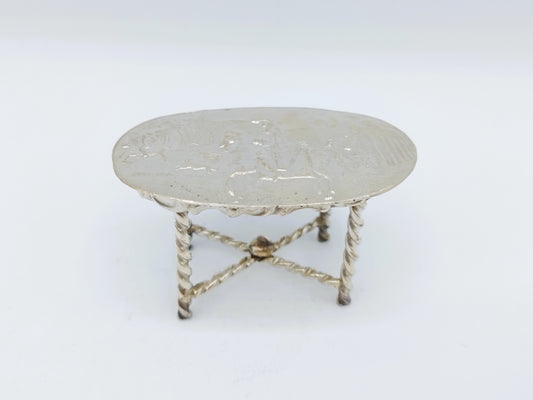 Zilveren miniatuur tafel, 19e eeuws