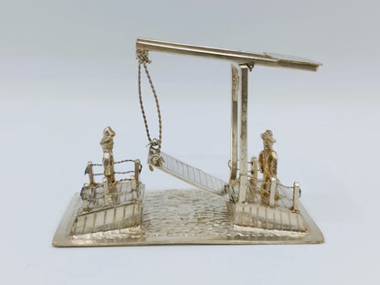 Zilveren miniatuur ophaalbrug, J. van Dijk, Hoorn, ca. 1910