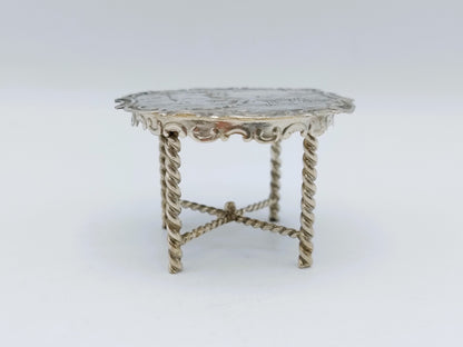 Zilveren miniatuur tafel, 19e eeuws