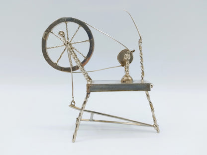Zilveren miniatuur spinnewiel, B. Verhoogt, Hoorn, ca. 1930