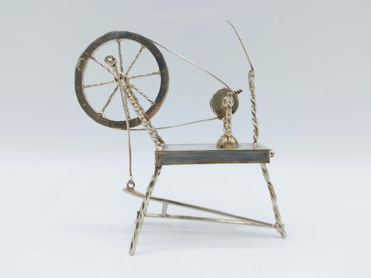 Zilveren miniatuur spinnewiel, B. Verhoogt, Hoorn, ca. 1930
