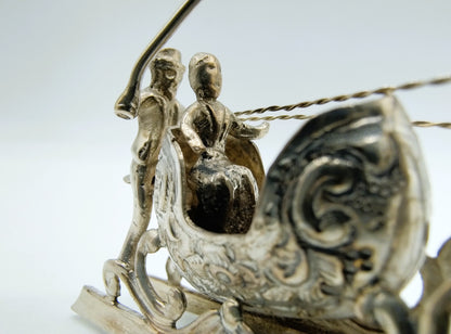 Zilveren miniatuur arreslee, J. van Dijk, Hoorn, ca. 1920