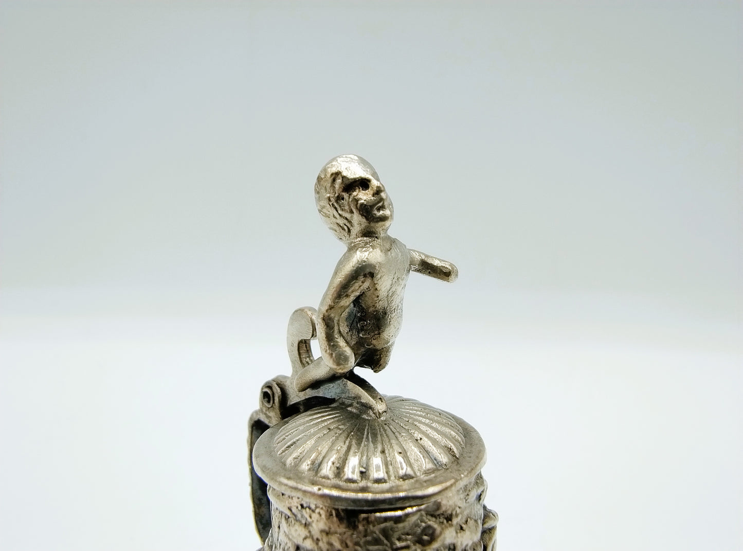 Zilveren miniatuur bierpul,  Hanau, ca. 1890