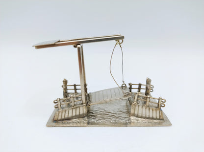 Zilveren miniatuur ophaalbrug, J. van Dijk, Hoorn, ca. 1920