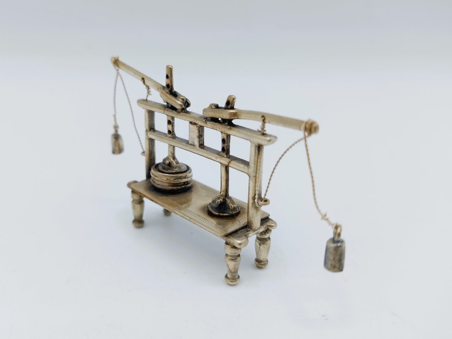Zilveren miniatuur kaaspers,  Gebr. Niekerk, Schoonhoven, 1984