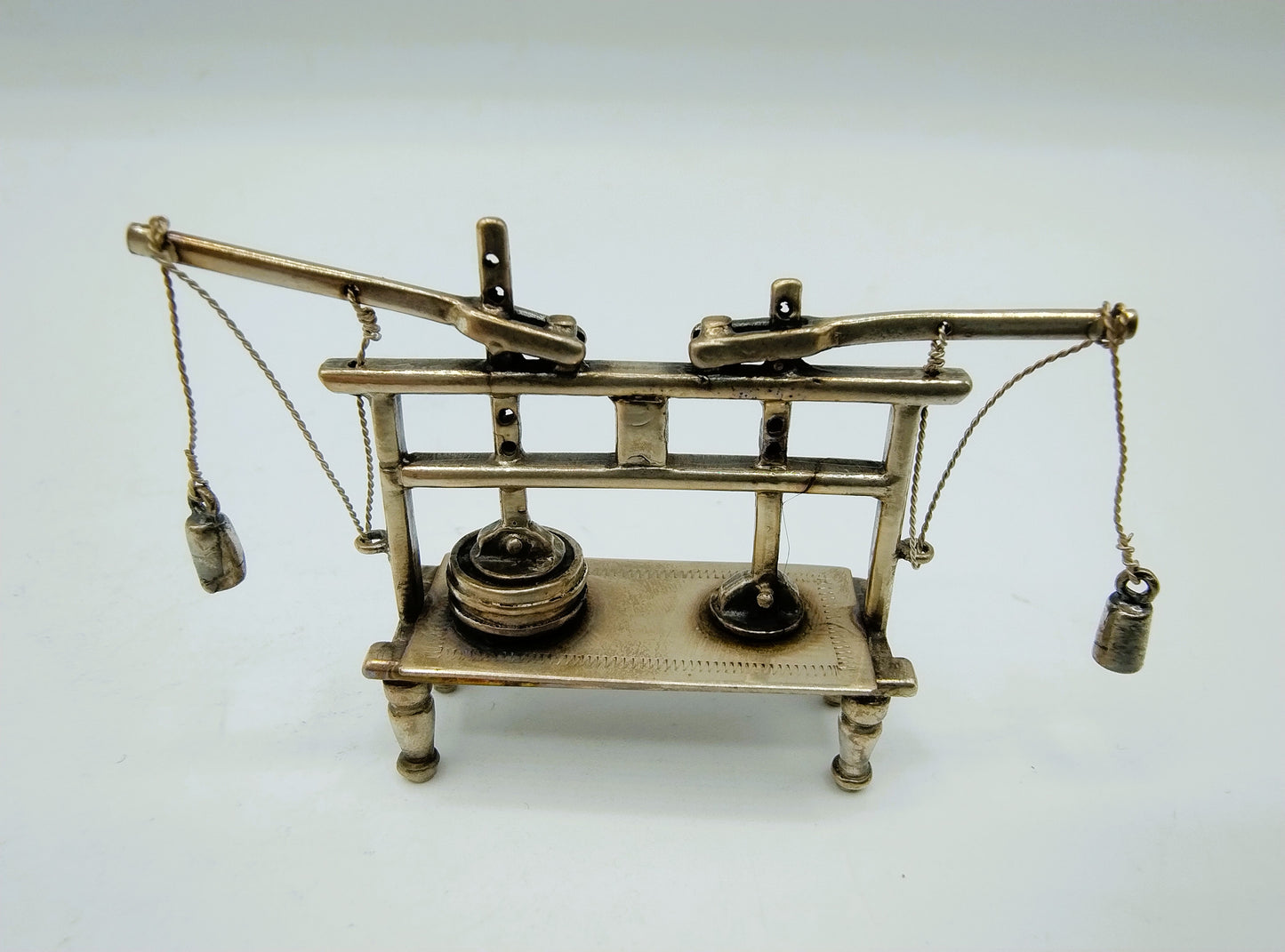 Zilveren miniatuur kaaspers,  Gebr. Niekerk, Schoonhoven, 1984