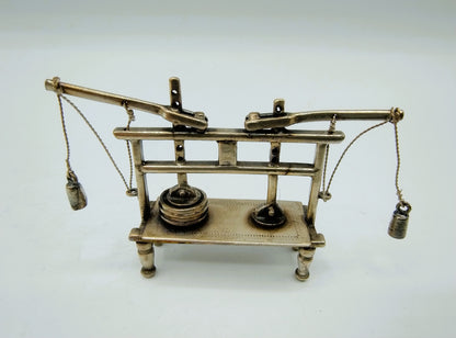 Zilveren miniatuur kaaspers,  Gebr. Niekerk, Schoonhoven, 1984