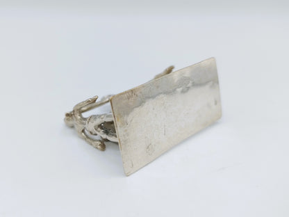 Zilveren miniatuur mannen met vat,  19e eeuws