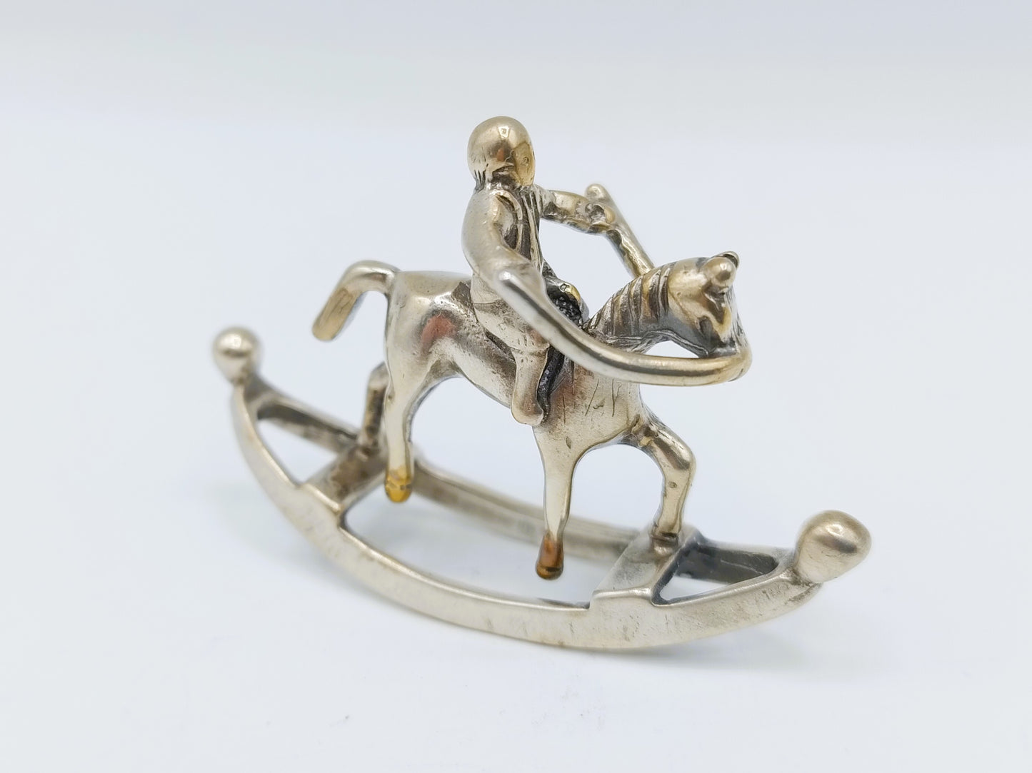 Zilveren miniatuur hobbelpaard, J. Weeda, Haarlem, ca. 1980