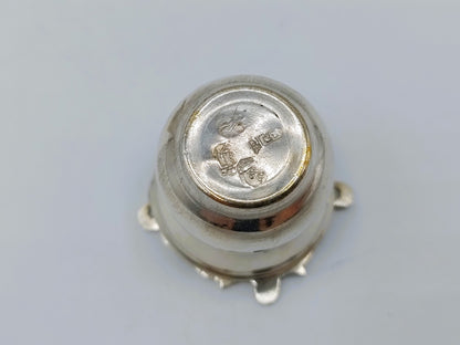 Zilveren miniatuur waterpot met hengsel, 19e eeuws