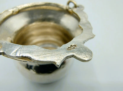 Zilveren miniatuur waterpot met hengsel, 19e eeuws