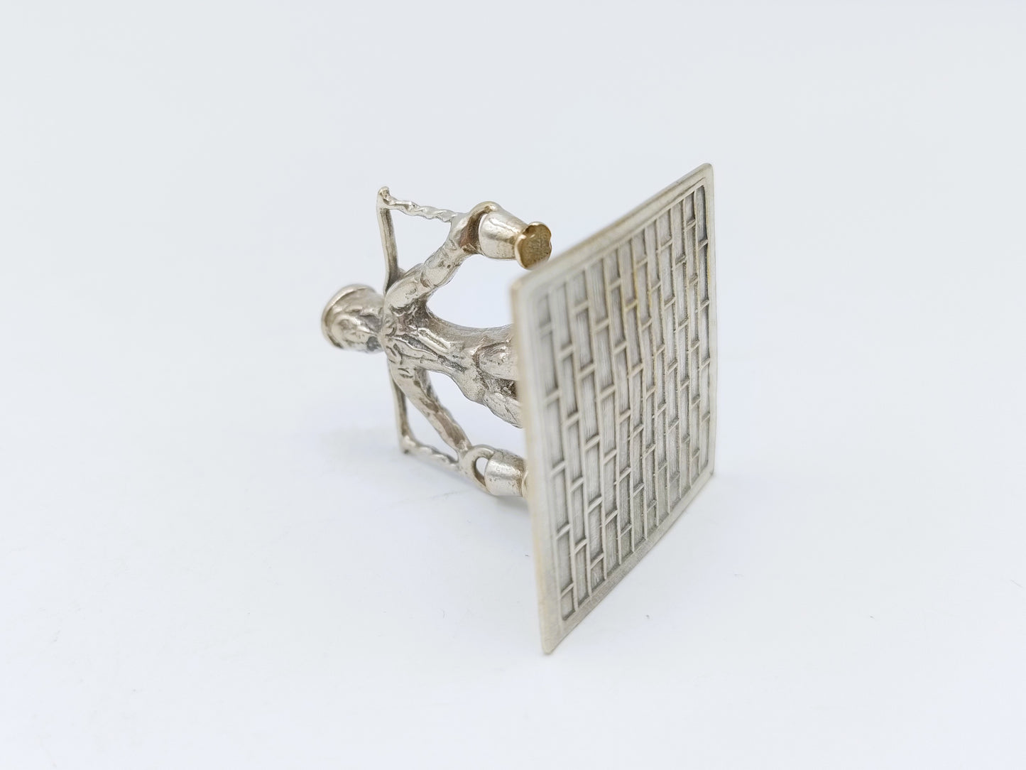 Zilveren miniatuur man met juk, C.A. Stout, Rotterdam, 1978