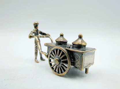 Zilveren miniatuur IJsverkoper, J. Weeda, Haarlem,  ca. 1980