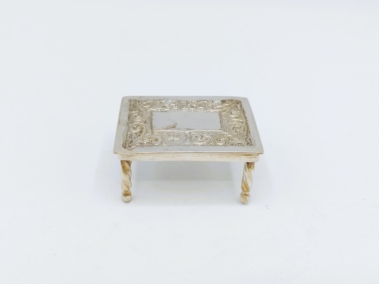 Zilveren miniatuur tafel, J. van Dijk, Hoorn, ca. 1920