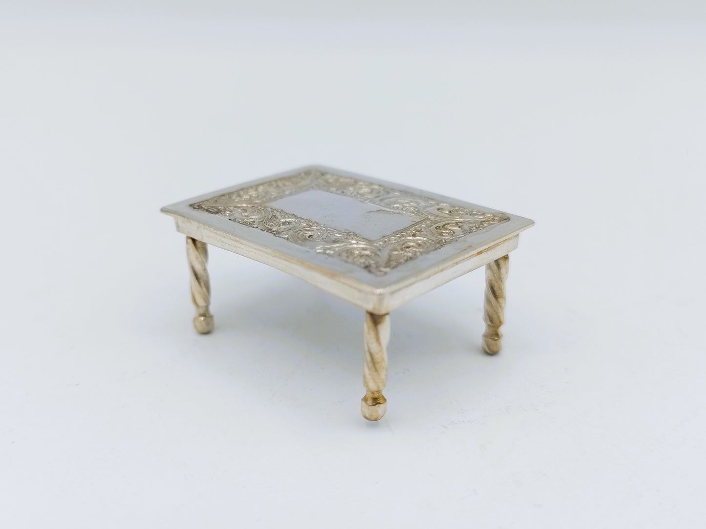 Zilveren miniatuur tafel, J. van Dijk, Hoorn, ca. 1920