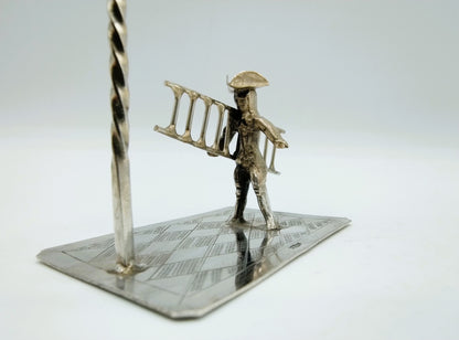 Zilveren miniatuur, lantaarnopsteker, B. Verhoogt, Hoorn, ca. 1930
