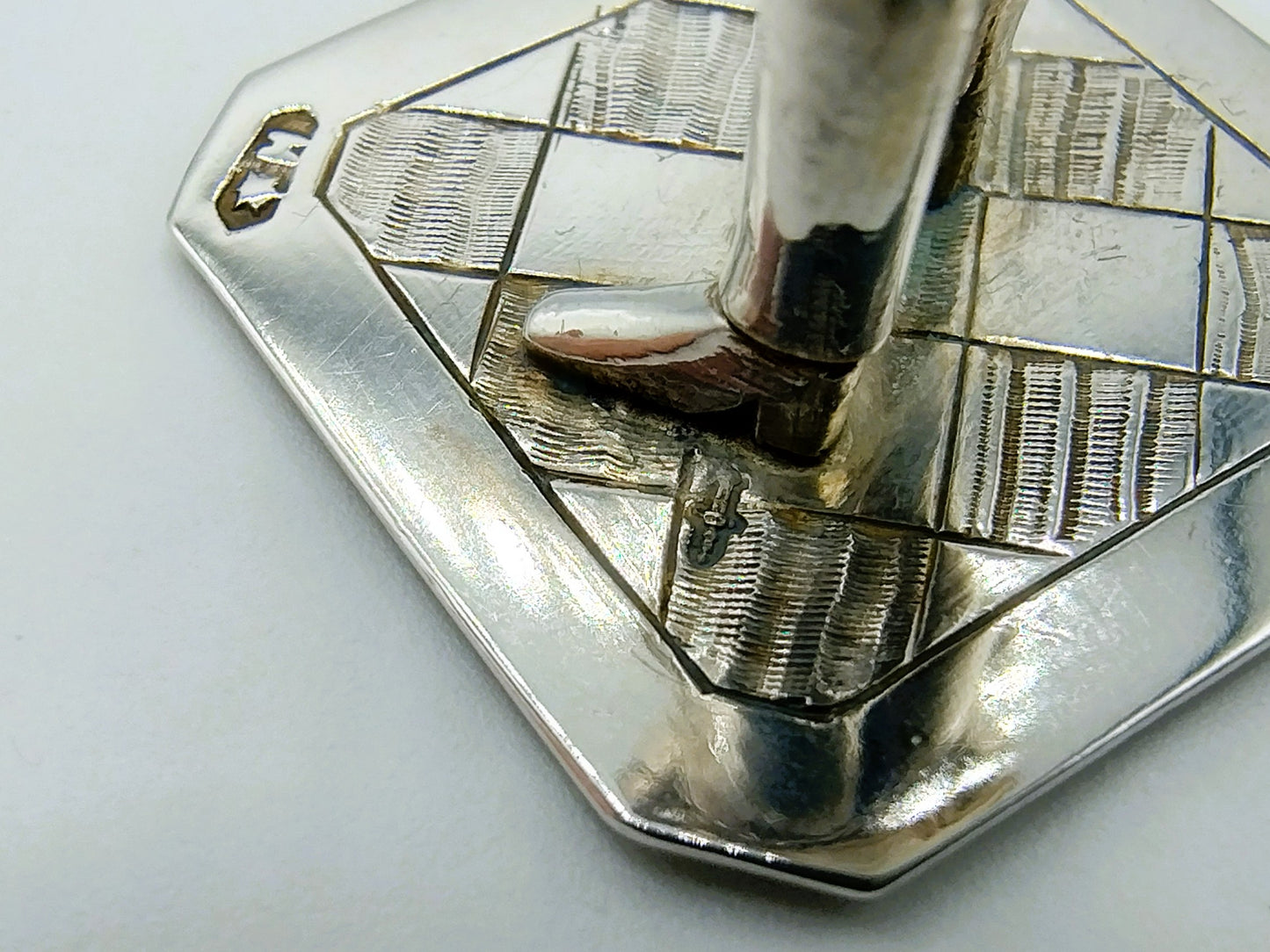 Zilveren miniatuur man met mand, J. Held, Amsterdam, ca. 1870