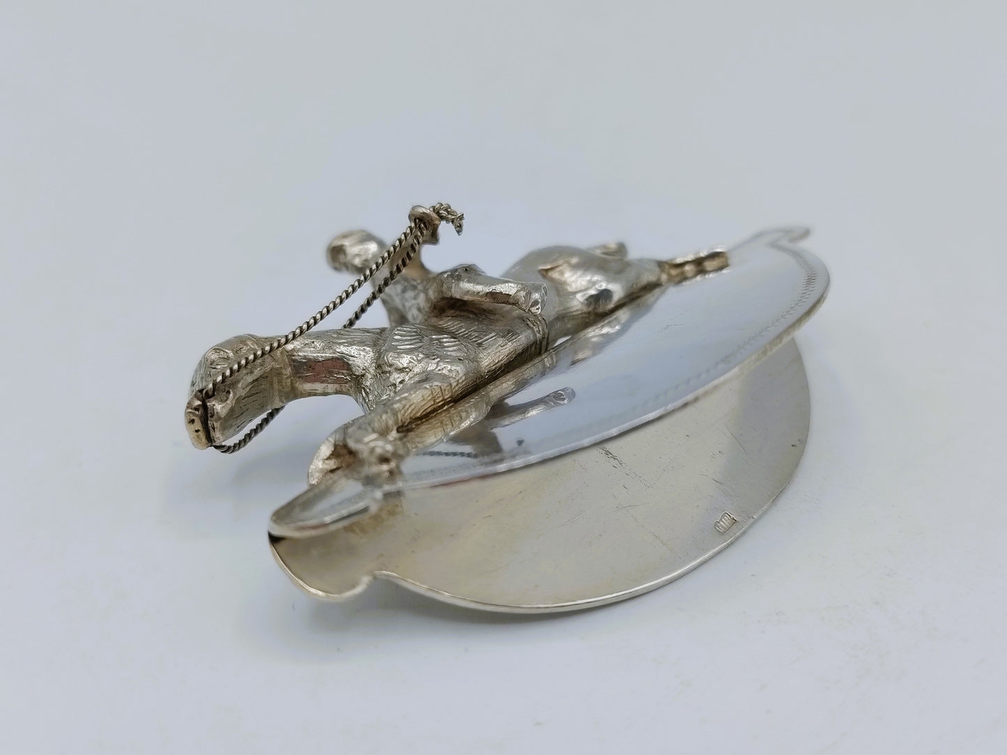 Zilveren miniatuur hobbelpaard, Gebr. Roozendaal, Hoorn, ca. 1910