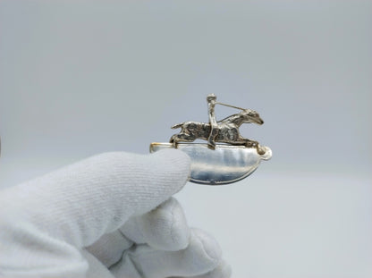 Zilveren miniatuur hobbelpaard, Gebr. Roozendaal, Hoorn, ca. 1910